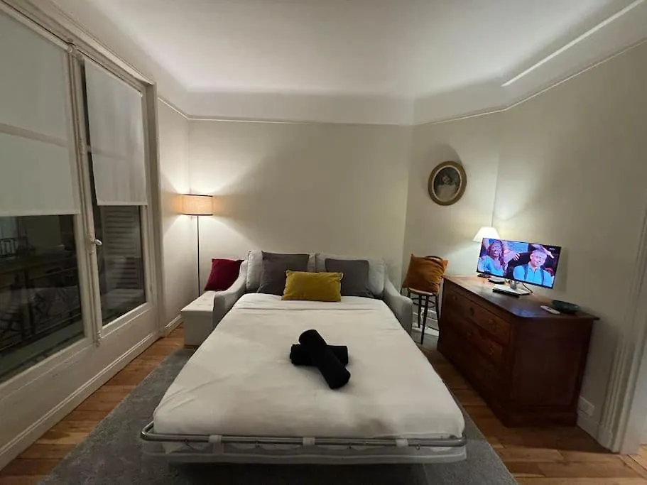 Elegance Parisienne Pour 4 Personnes Apartman