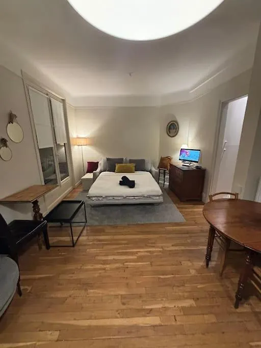 Elegance Parisienne Pour 4 Personnes Apartment France